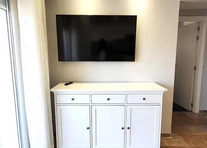 Modern Two Bedroom Apartment In Marbella Centre